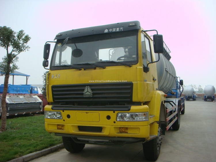 Sino Truck HOWO 4X2 1400L Vacuum Sewage Truck