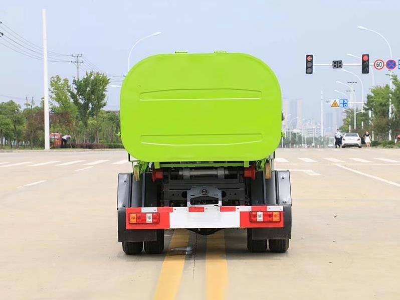 Dongfeng 3 Cubic Hook Lift Truck Garbage Truck Picture