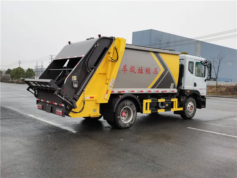 DongFeng 4x2 Rear Loading Garbage Collector Truck Picture