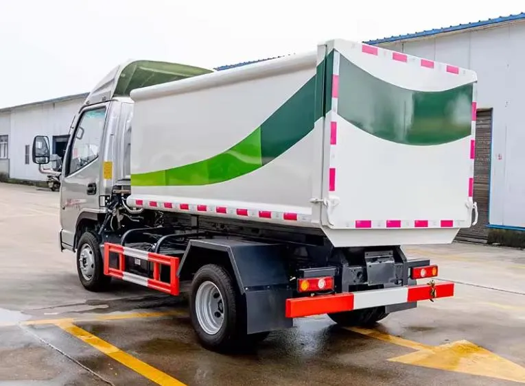 Dongfeng 4x2 5m3 side loading garbage truck Picture