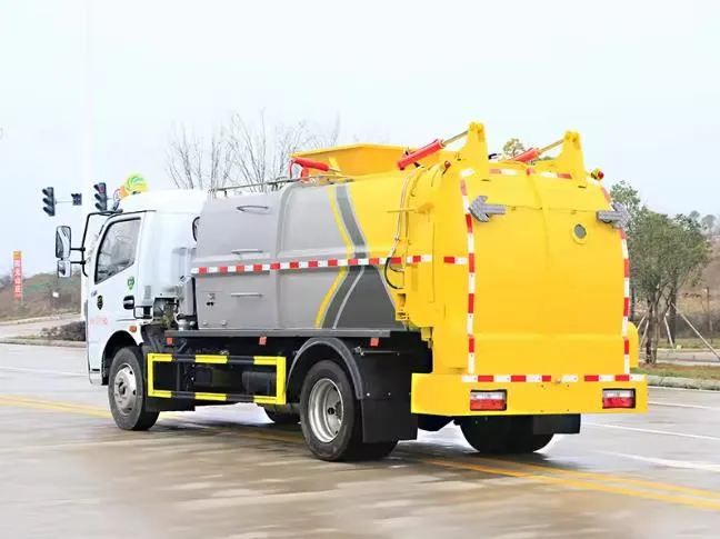 Dongfeng 4x2 8 cbm kitchen garbage truck Picture