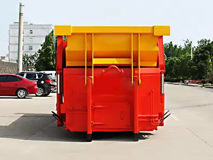 hook arm garbage truck detachable compressed garbage truck Picture