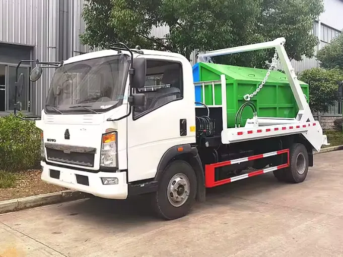 HOWO 4 CBM Swing Arm Garbage Truck