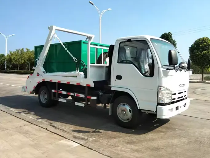 Japan Brand 6 CBM 4x2 Swing Arm Garbage Truck