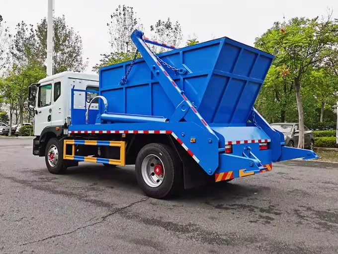 Dongfeng 8 Ton Swing Arm Garbage Collection Skip Loader Waste Garbage Truck Picture