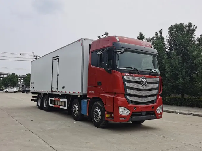 Foton 8x6 32 foot Refrigerated Box Truck Picture