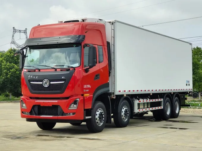 Dongfeng 8x4 32 Foot Refrigerator Truck