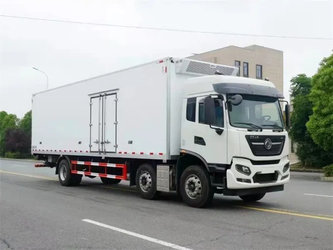 Dongfeng 20 ton 9.68m Refrigerated truck Picture