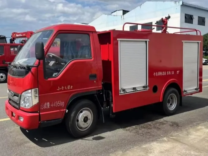 FOTON 4x2 1800L fire extinguishing water tanker 