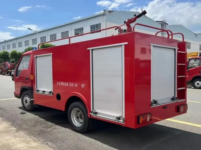 FOTON 4x2 1800L fire extinguishing water tanker  Picture