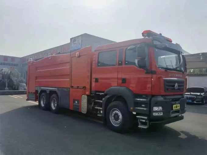 Dongfeng 6x4 fire water tanker Truck Picture