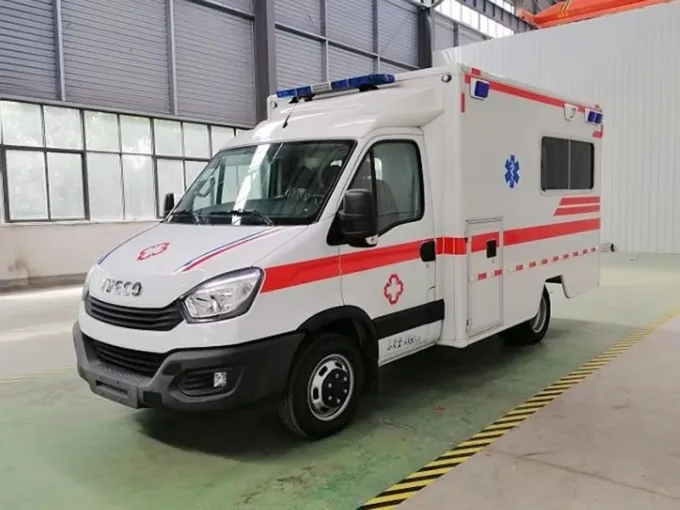 IVECO 4x4 OffRoad ICU Patient Transfer Medical Bus Ambulance Car