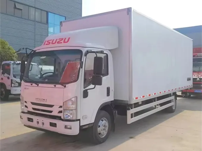 ISUZU 4x2 10Ton Refrigerated Truck Picture