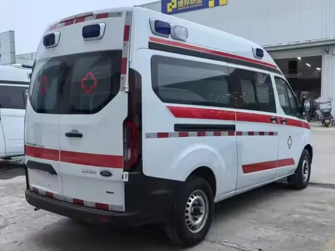 Ambulance Patient Transport For Medical Emergency Centers 120 Emergency Vehicles Picture