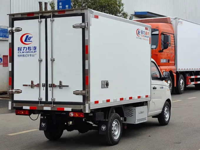 Foton Pure Electric Van Truck CATL 38.64kwh 4x2 Electric Refrigerated Truck Picture